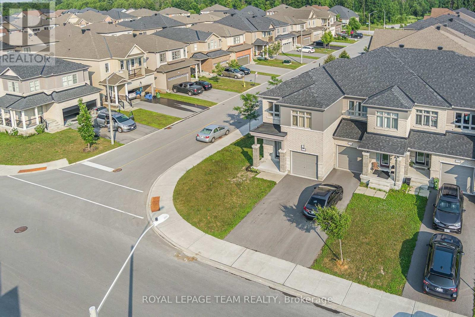 Photo 38 of 622 Parade Drive, Ottawa ON
