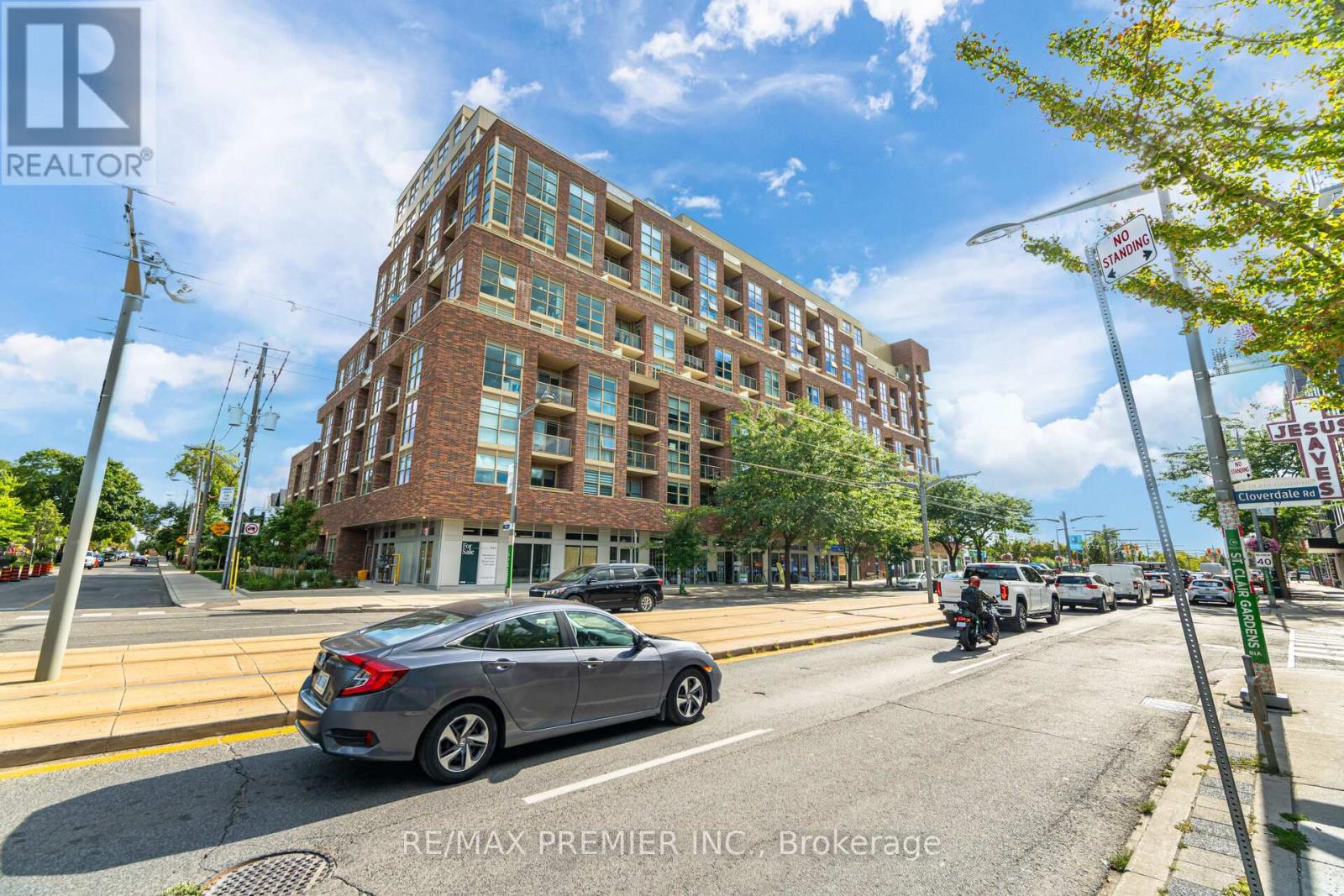 Photo 40 of 311 1787 St Clair Avenue W, Toronto ON