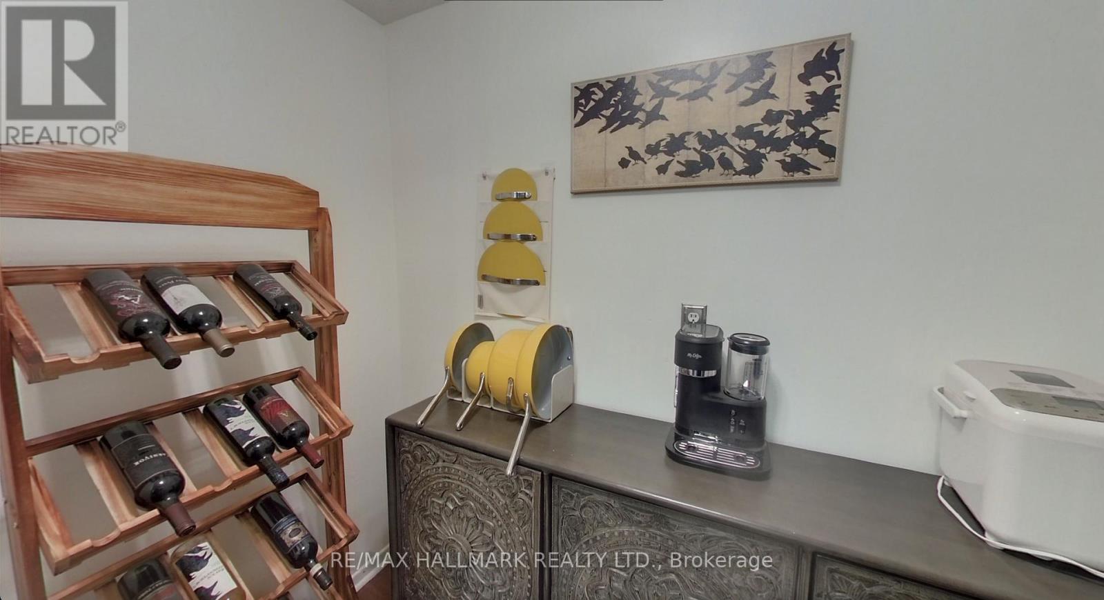 Photo 12 of 310 270 Palmdale Drive, Toronto ON