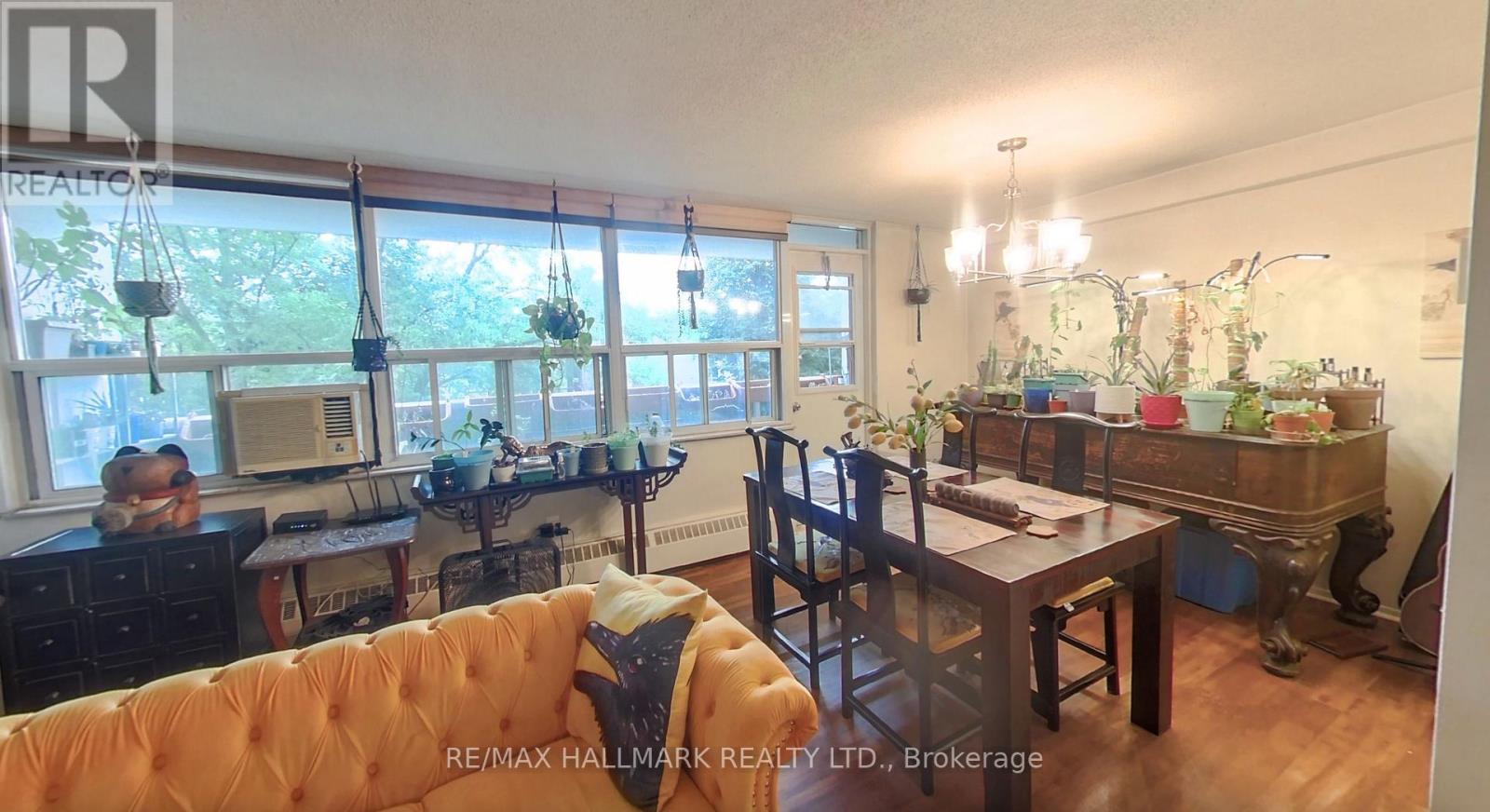 Photo 16 of 310 270 Palmdale Drive, Toronto ON