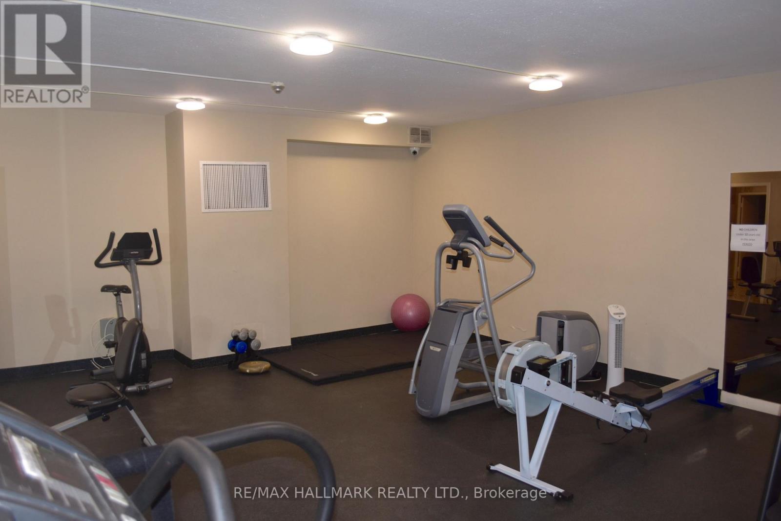 Photo 26 of 310 270 Palmdale Drive, Toronto ON