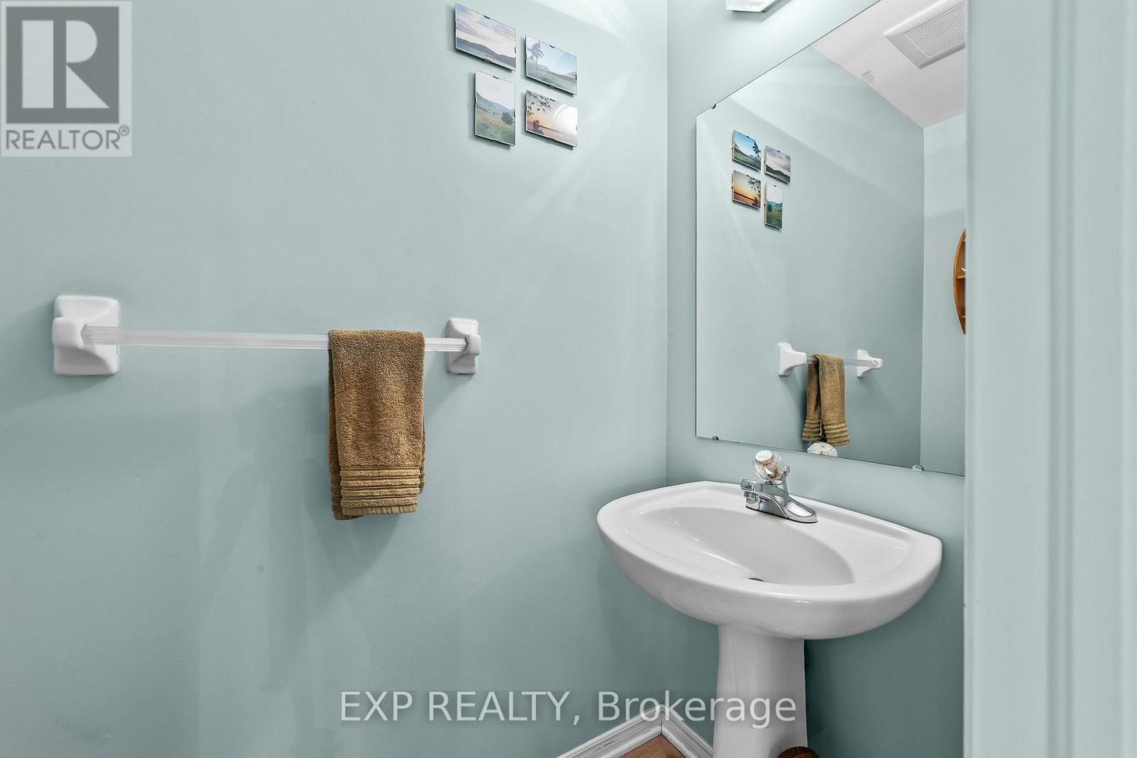 Photo 17 of 609 Colborne Street, London East ON