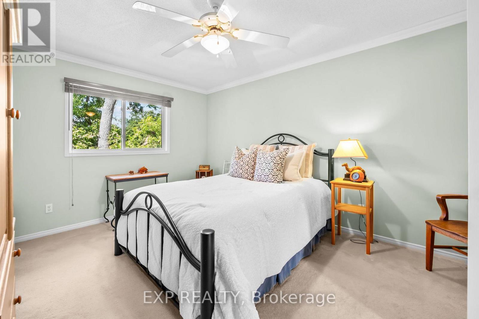 Photo 18 of 609 Colborne Street, London East ON