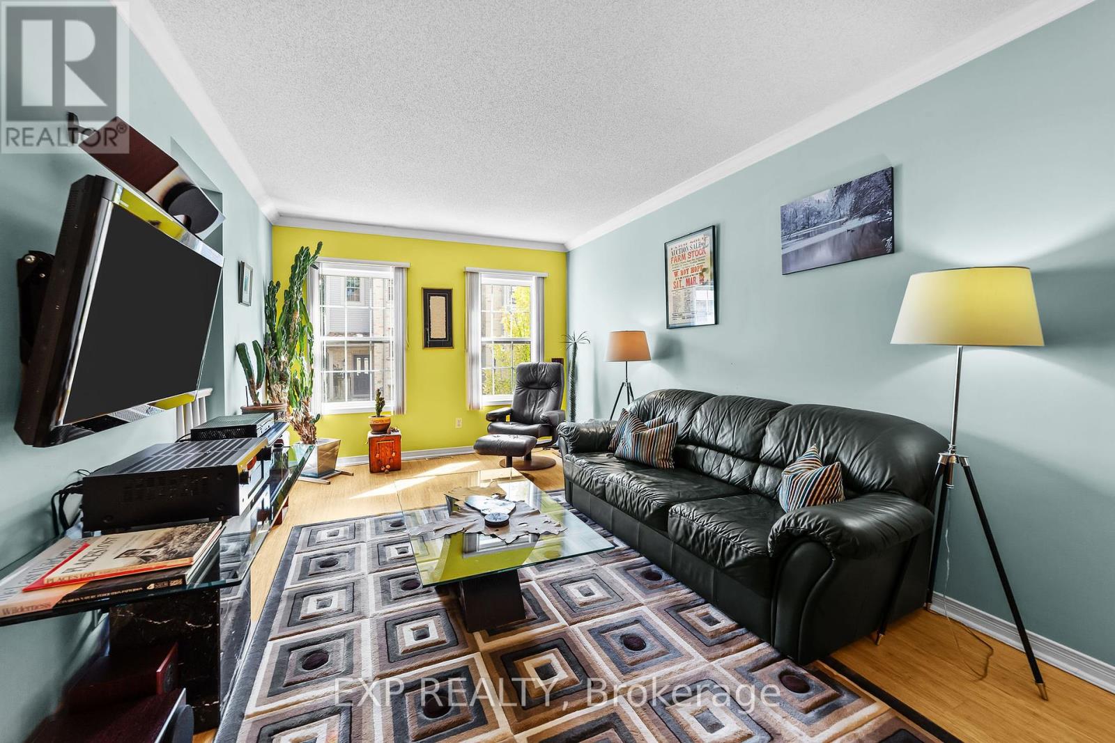 Photo 8 of 609 Colborne Street, London East ON
