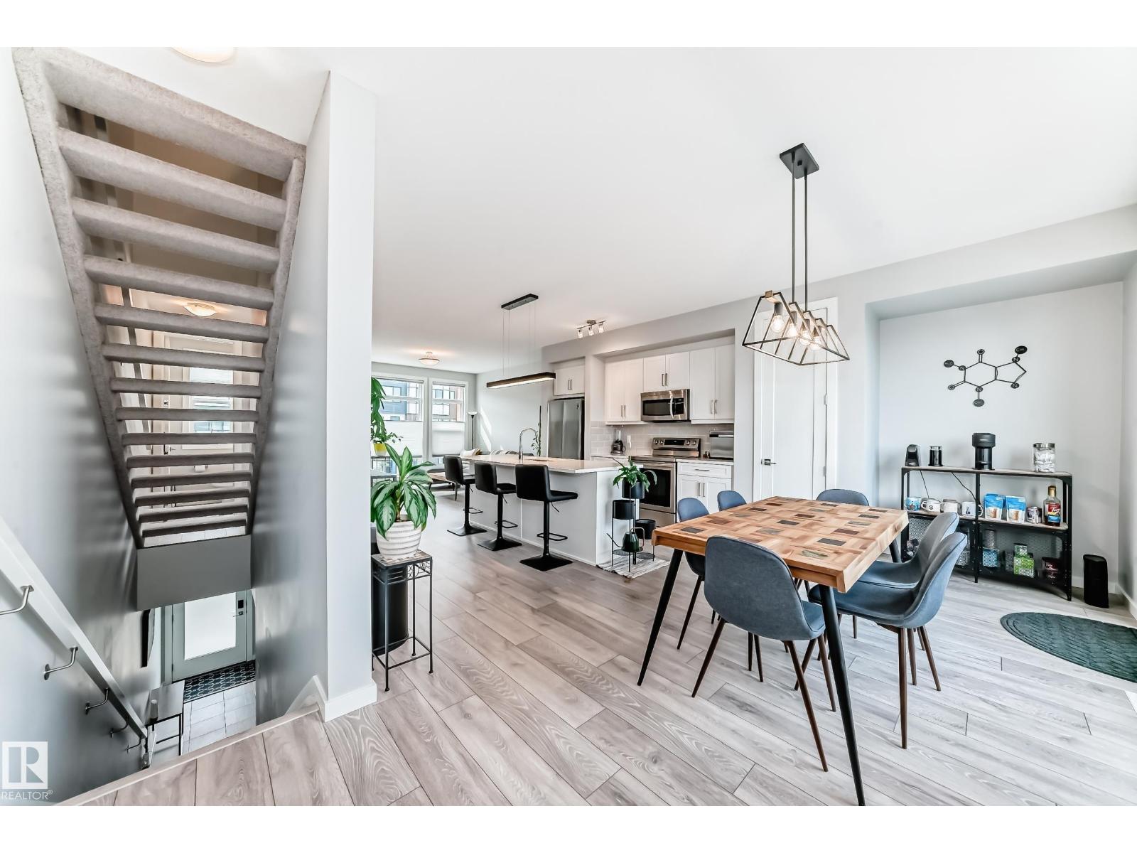 Photo 16 of 1746 Keene Cr Sw, Edmonton AB