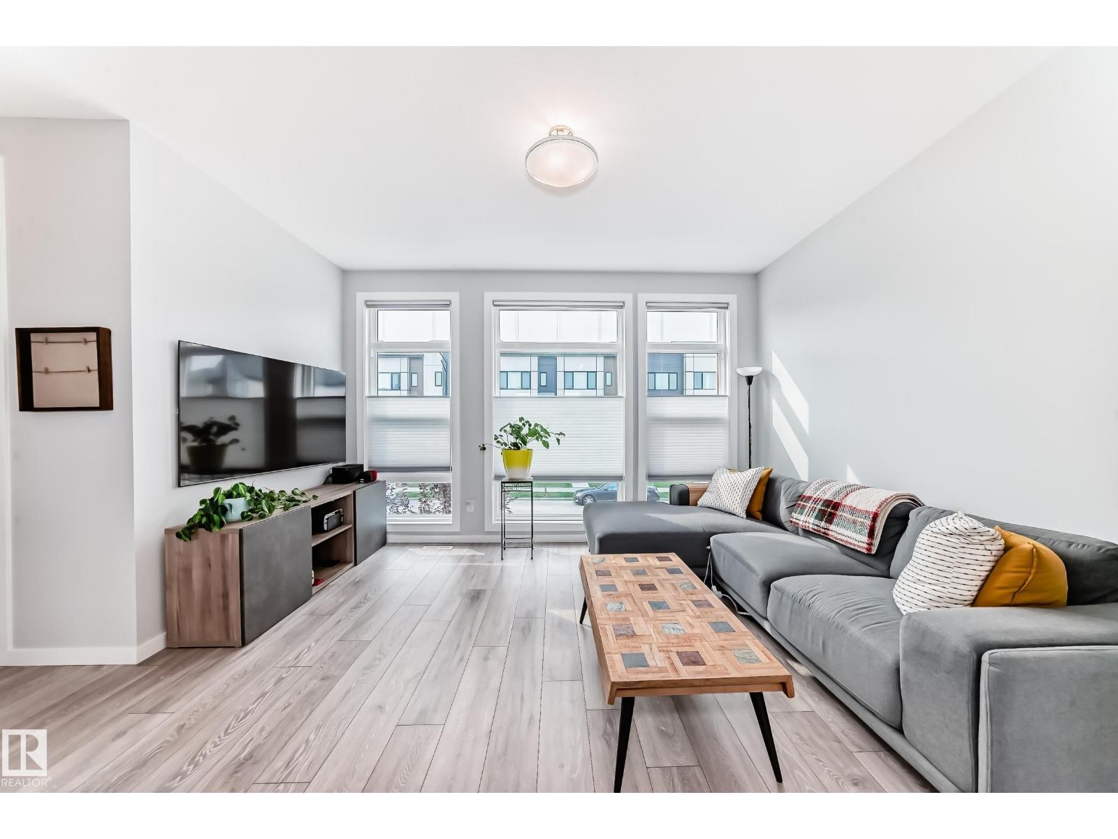 Photo 18 of 1746 Keene Cr Sw, Edmonton AB