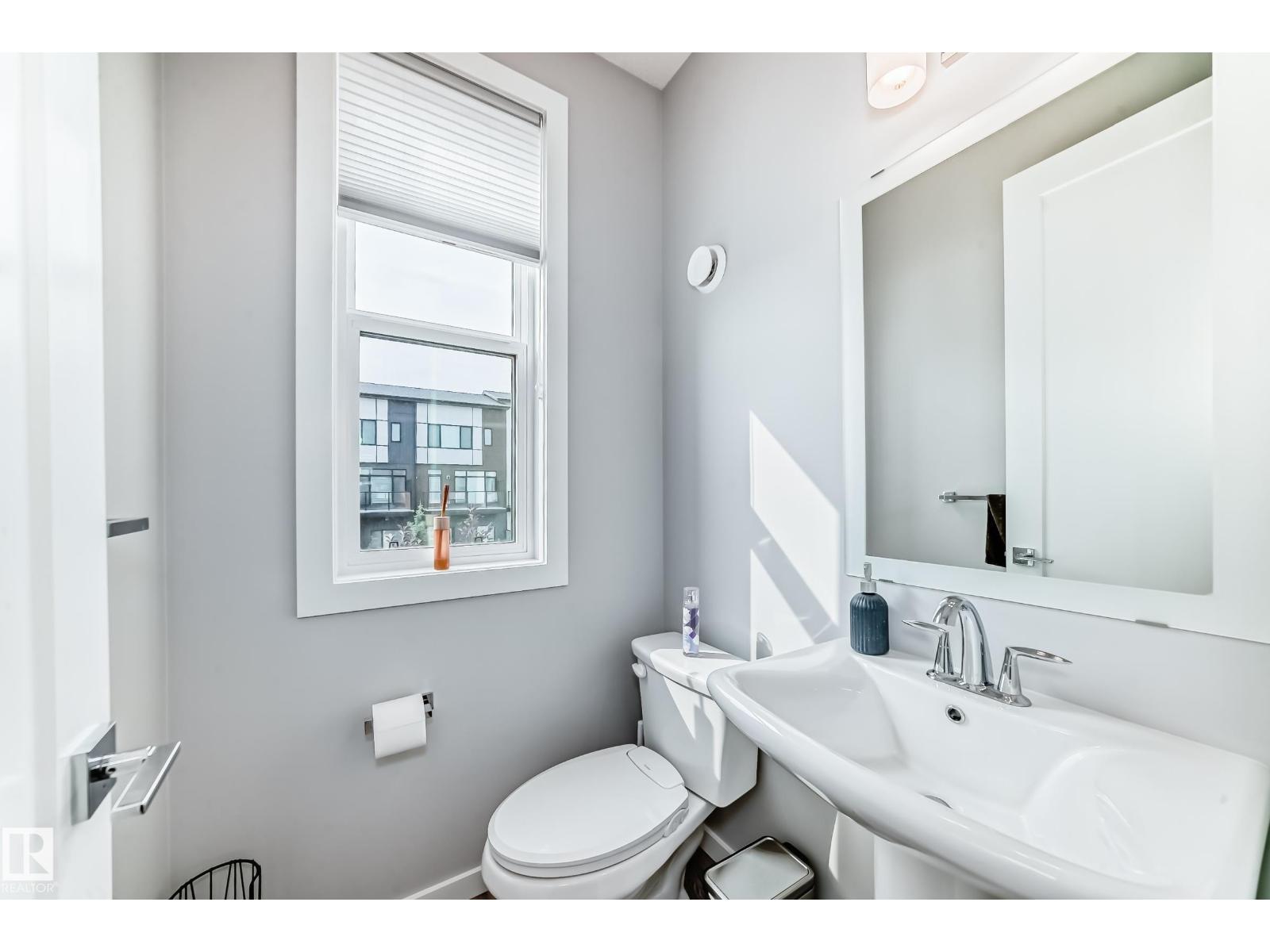 Photo 23 of 1746 Keene Cr Sw, Edmonton AB
