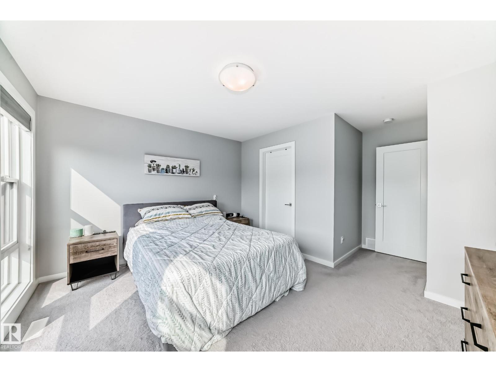 Photo 30 of 1746 Keene Cr Sw, Edmonton AB