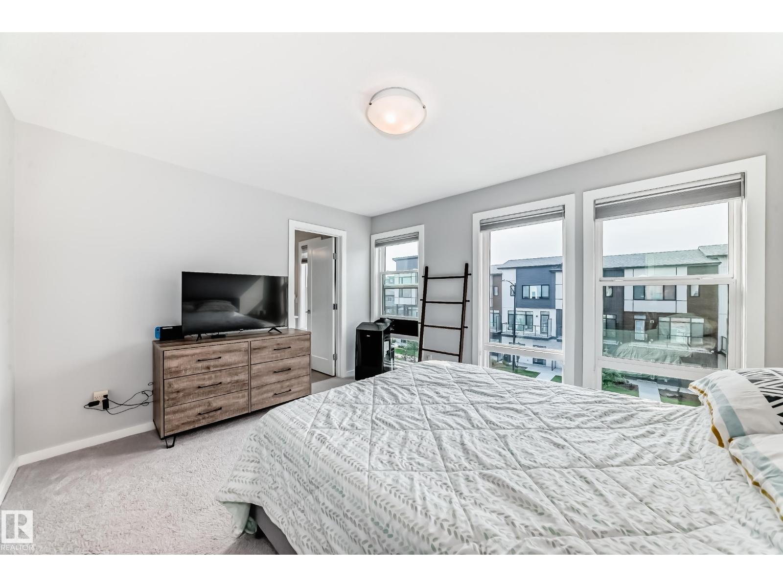 Photo 32 of 1746 Keene Cr Sw, Edmonton AB