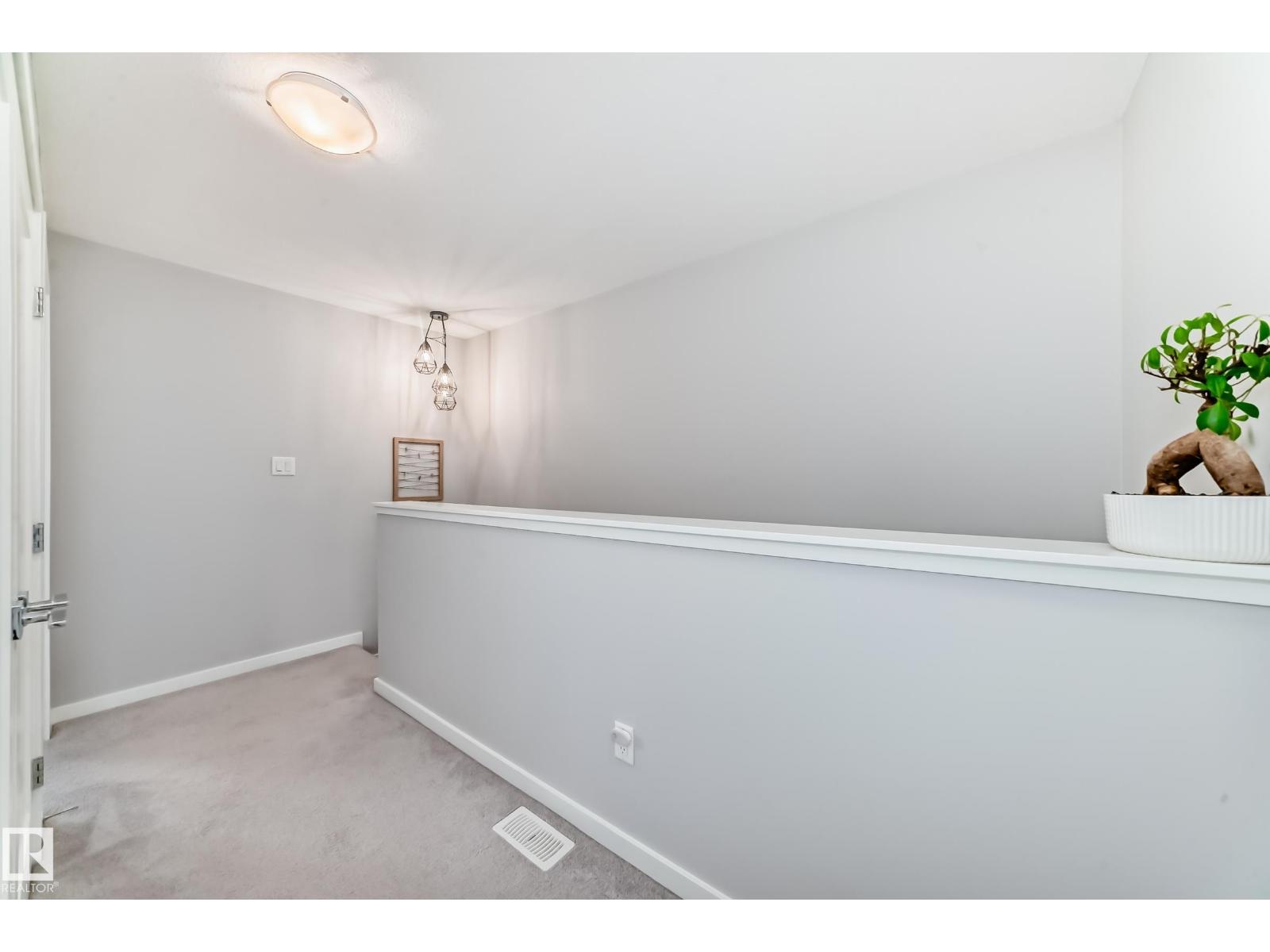 Photo 44 of 1746 Keene Cr Sw, Edmonton AB