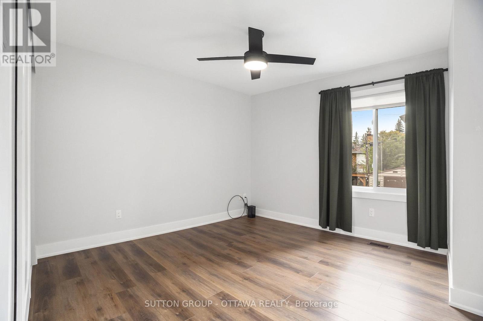 Photo 15 of 1299 Brookline Avenue, Ottawa ON