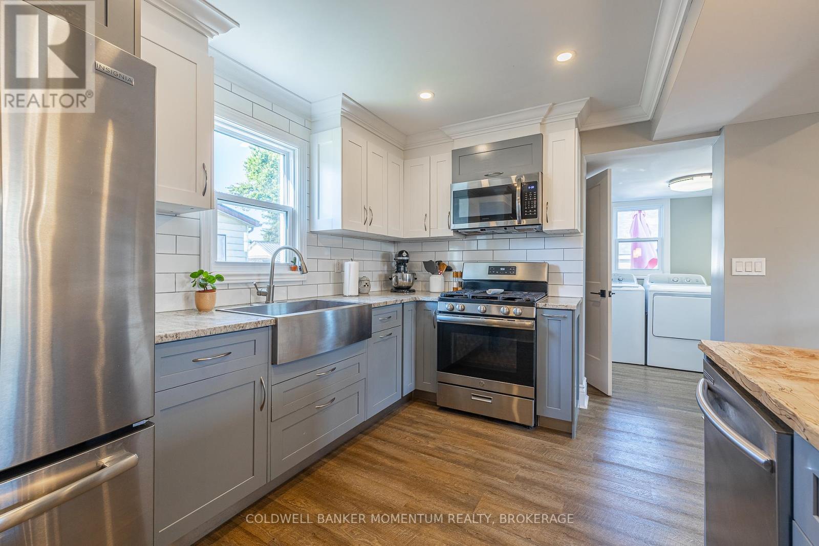 Photo 18 of 66 Oak Street, Port Colborne ON