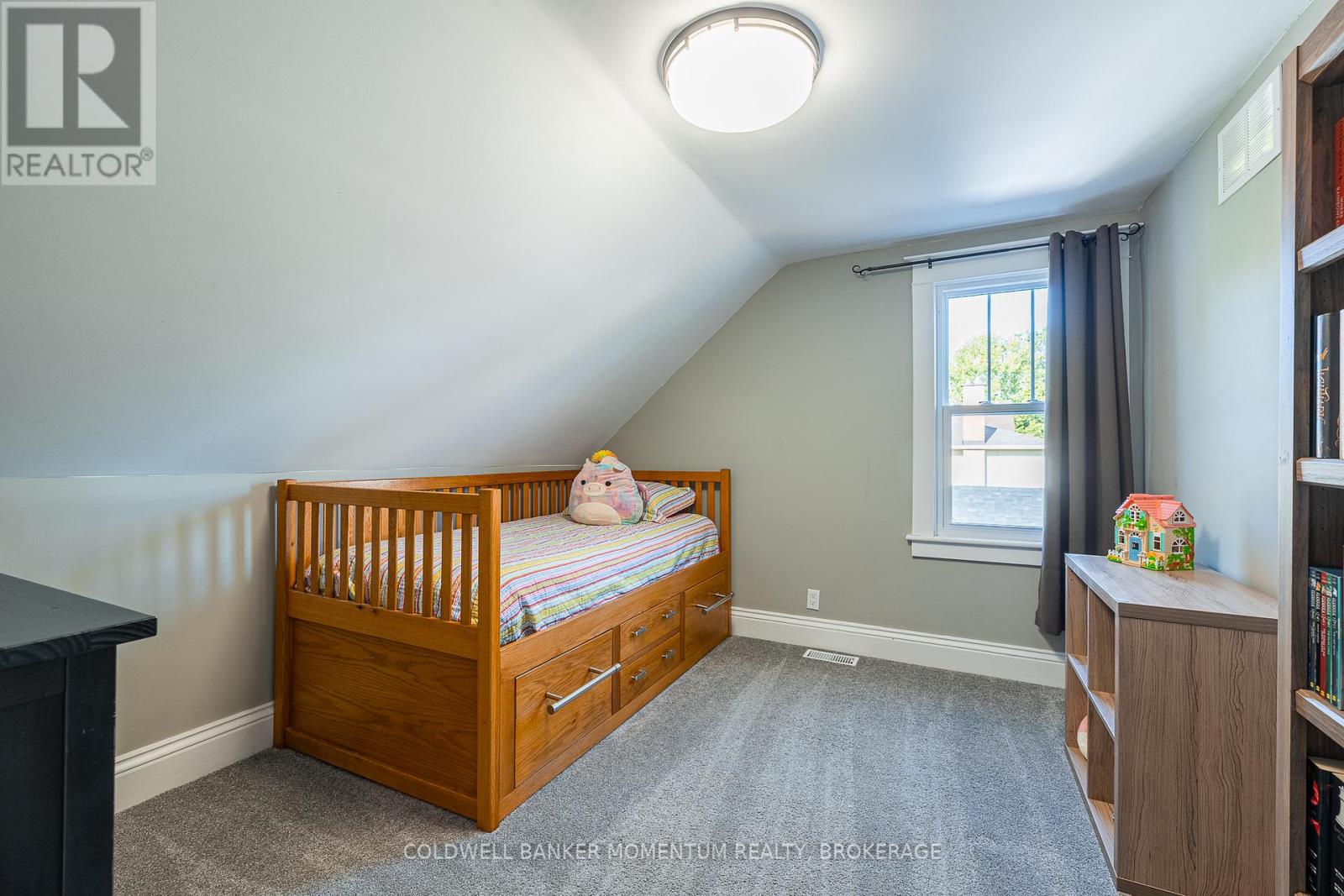 Photo 23 of 66 Oak Street, Port Colborne ON