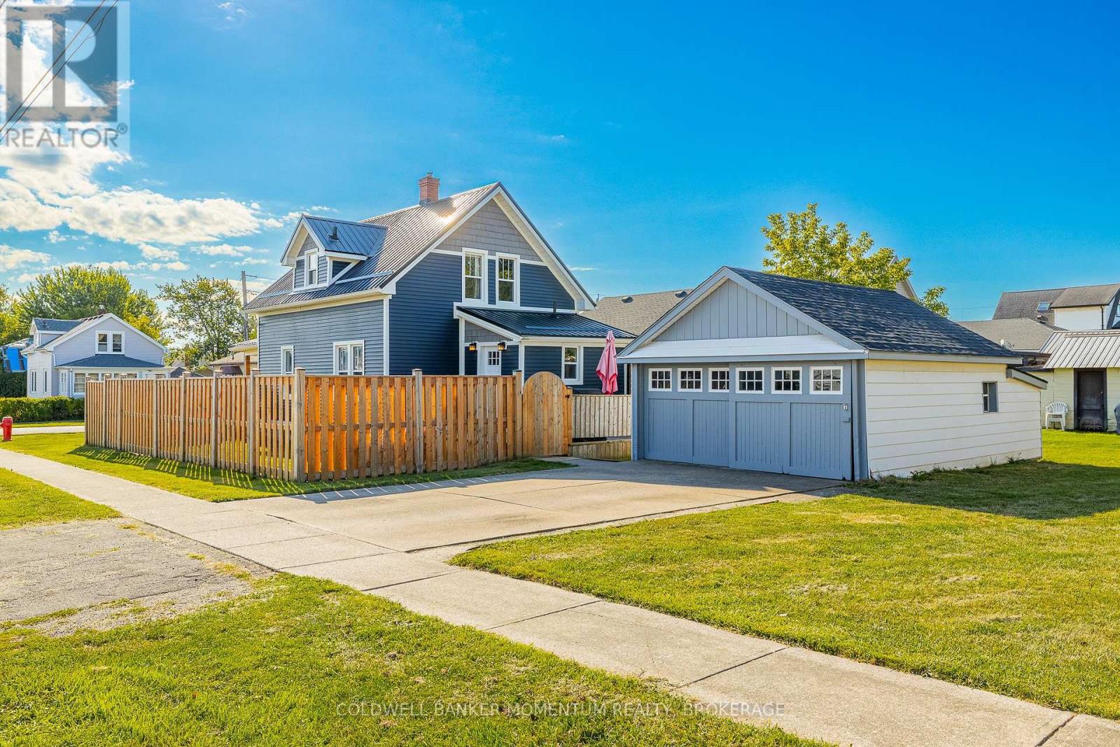 Photo 37 of 66 Oak Street, Port Colborne ON