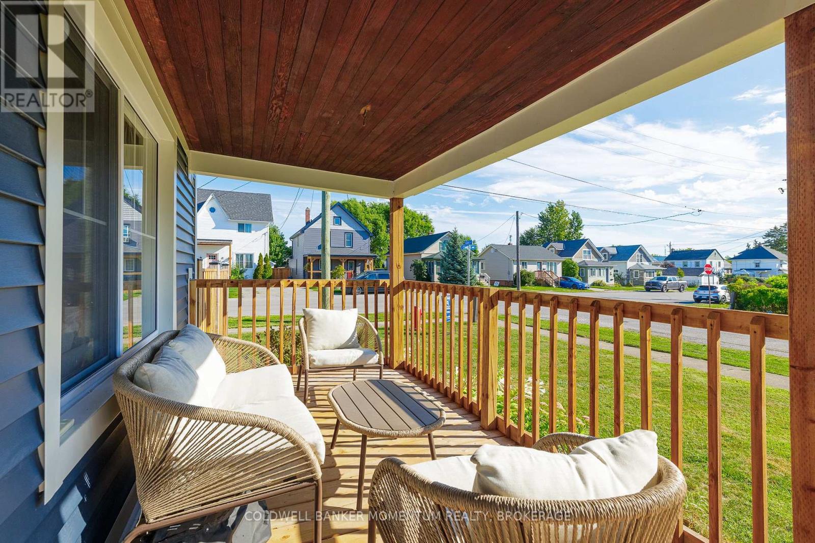 Photo 6 of 66 Oak Street, Port Colborne ON
