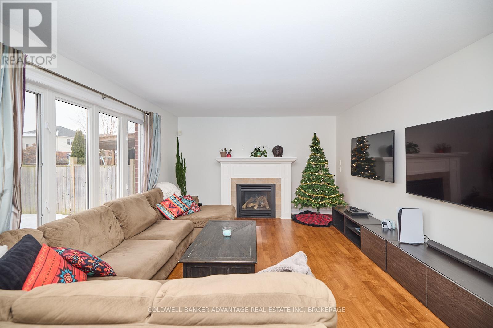 Photo 13 of 116 Clare Avenue, Welland ON