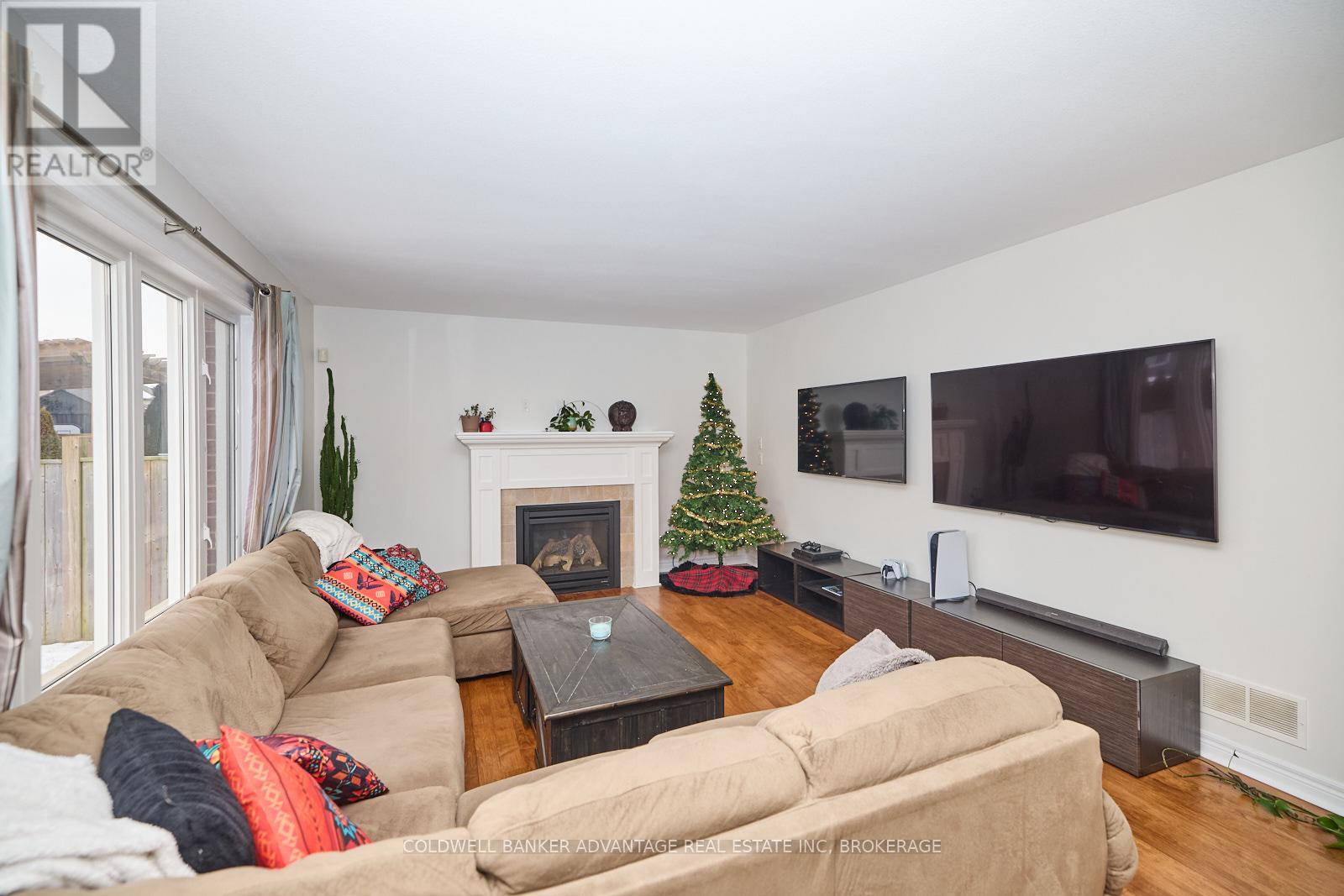 Photo 14 of 116 Clare Avenue, Welland ON