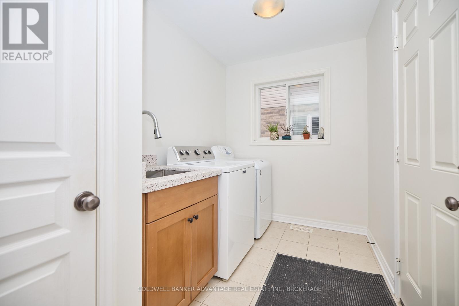 Photo 18 of 116 Clare Avenue, Welland ON