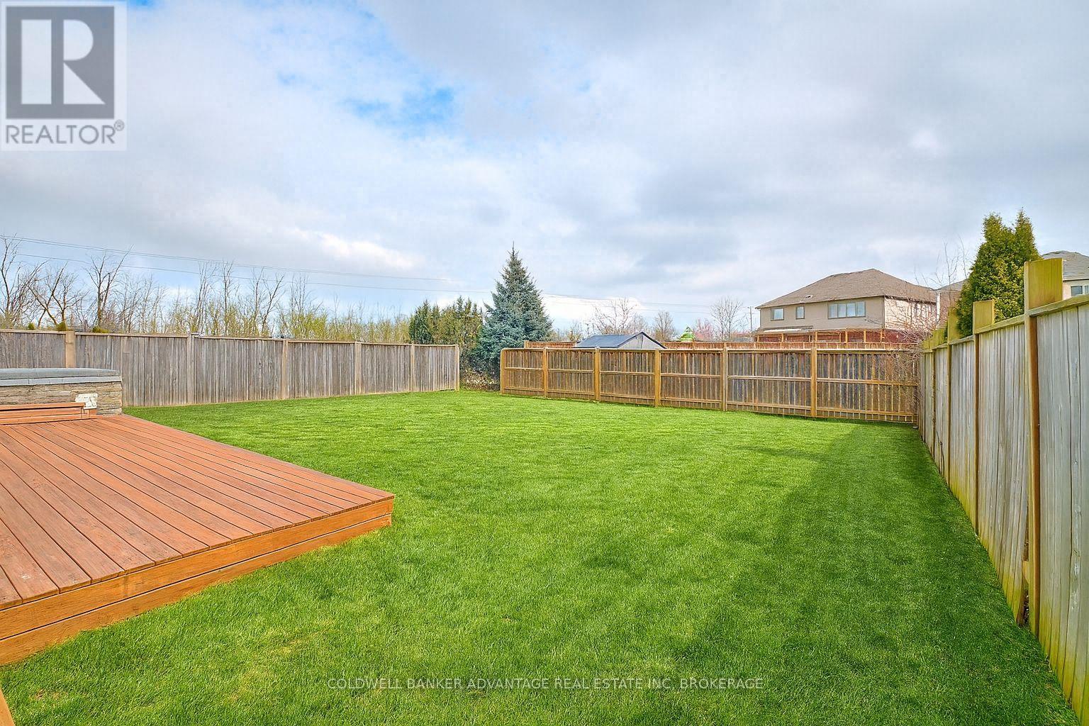 Photo 2 of 116 Clare Avenue, Welland ON