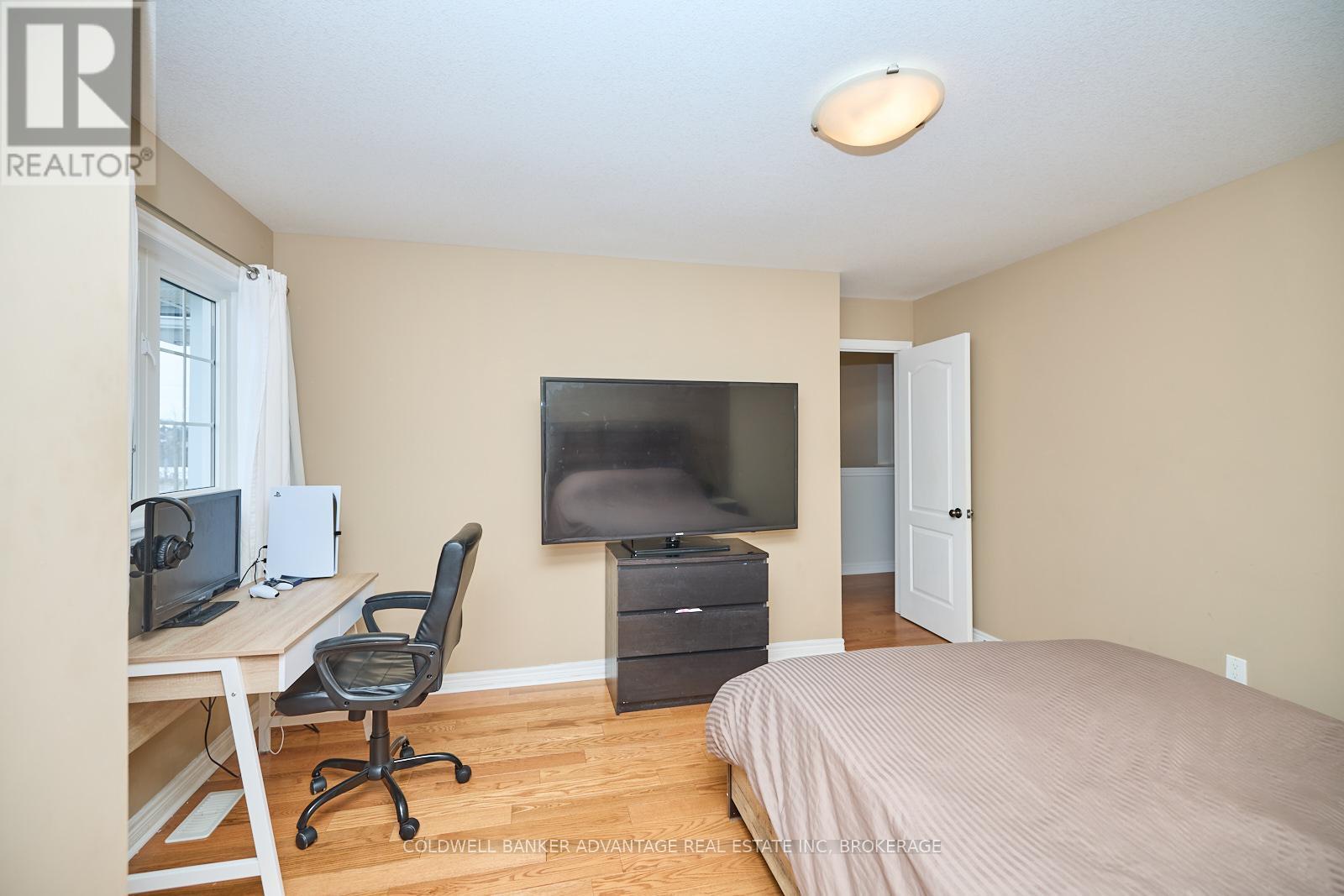 Photo 36 of 116 Clare Avenue, Welland ON