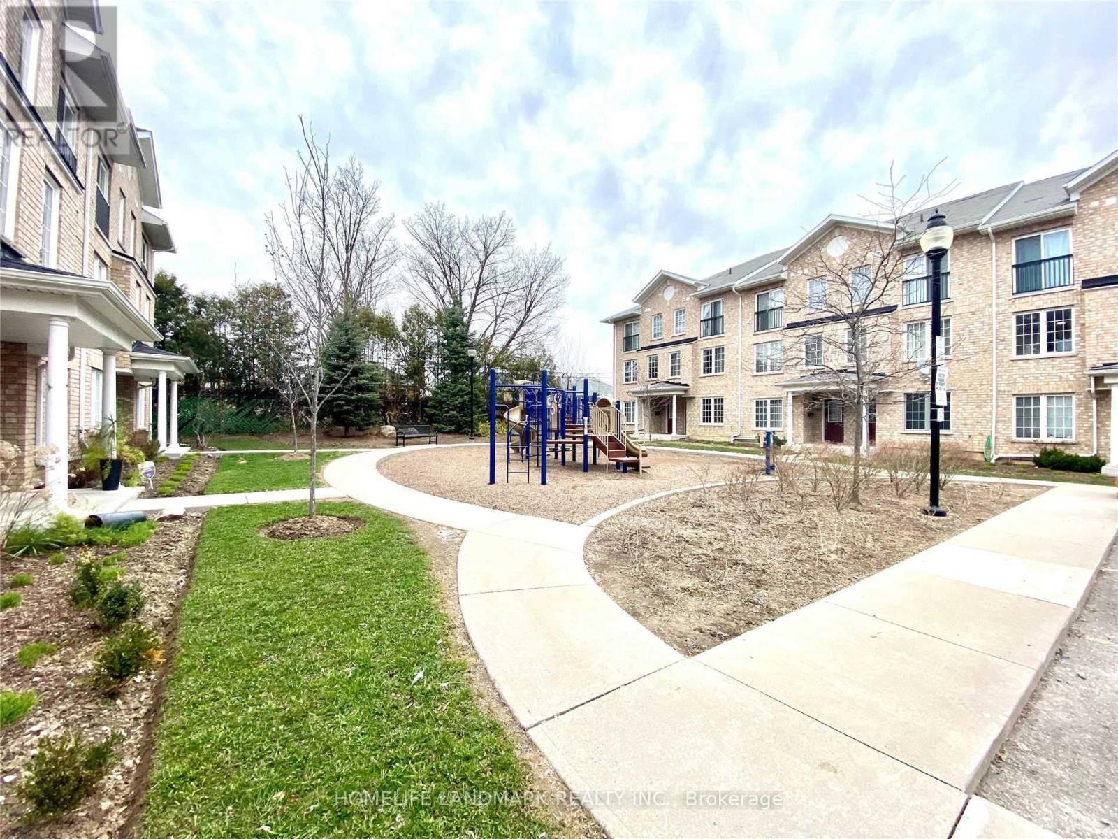 Photo 2 of 310 35 Strangford Lane, Toronto ON