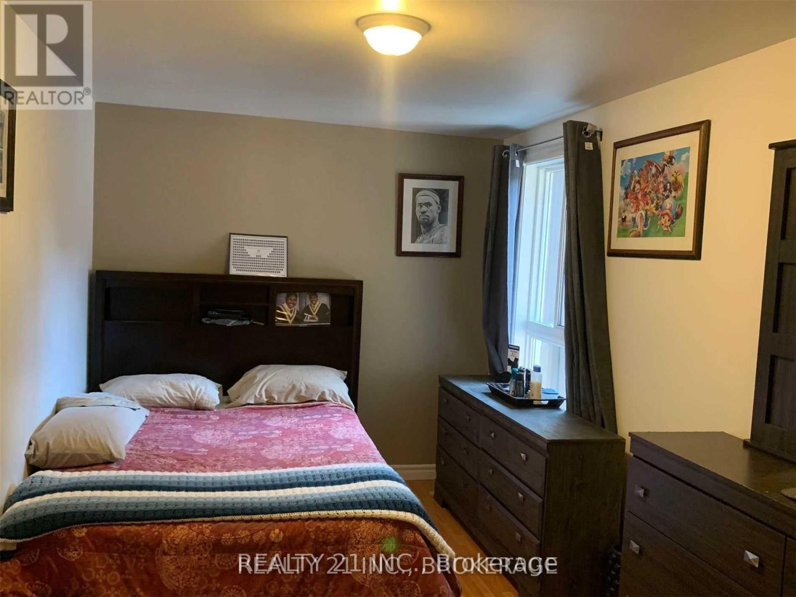 Photo 9 of 2045 100 Mornelle Court, Toronto ON