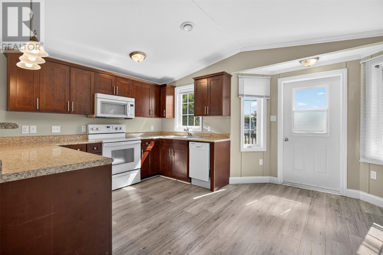 Photo 17 of 25 Trenchards Lane, Bay Roberts NL