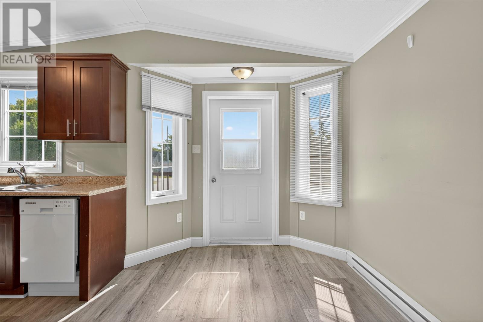 Photo 18 of 25 Trenchards Lane, Bay Roberts NL