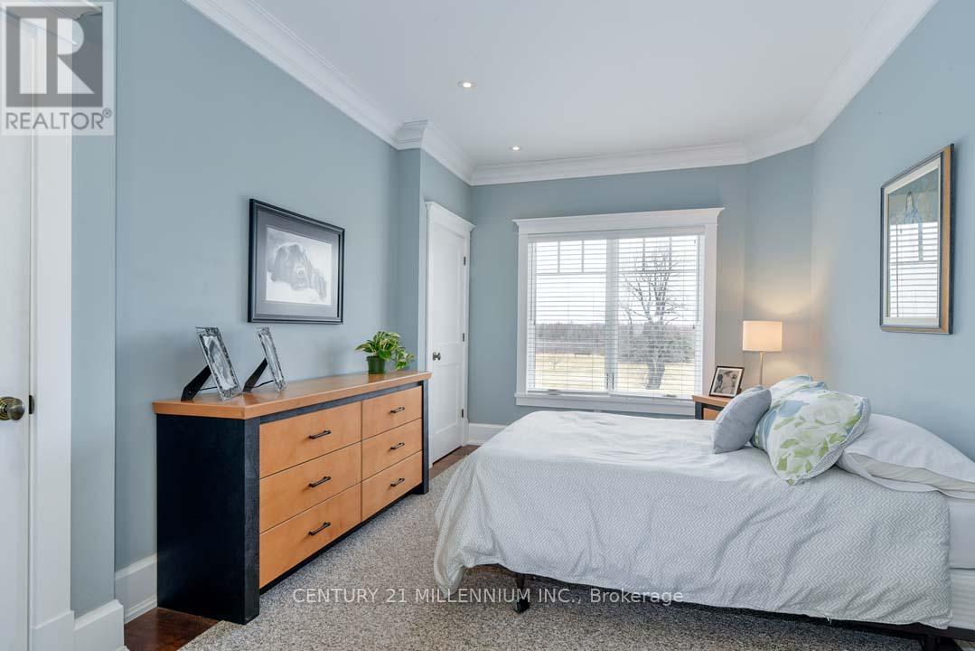 Photo 34 of 4 Flaherty Lane, Caledon ON