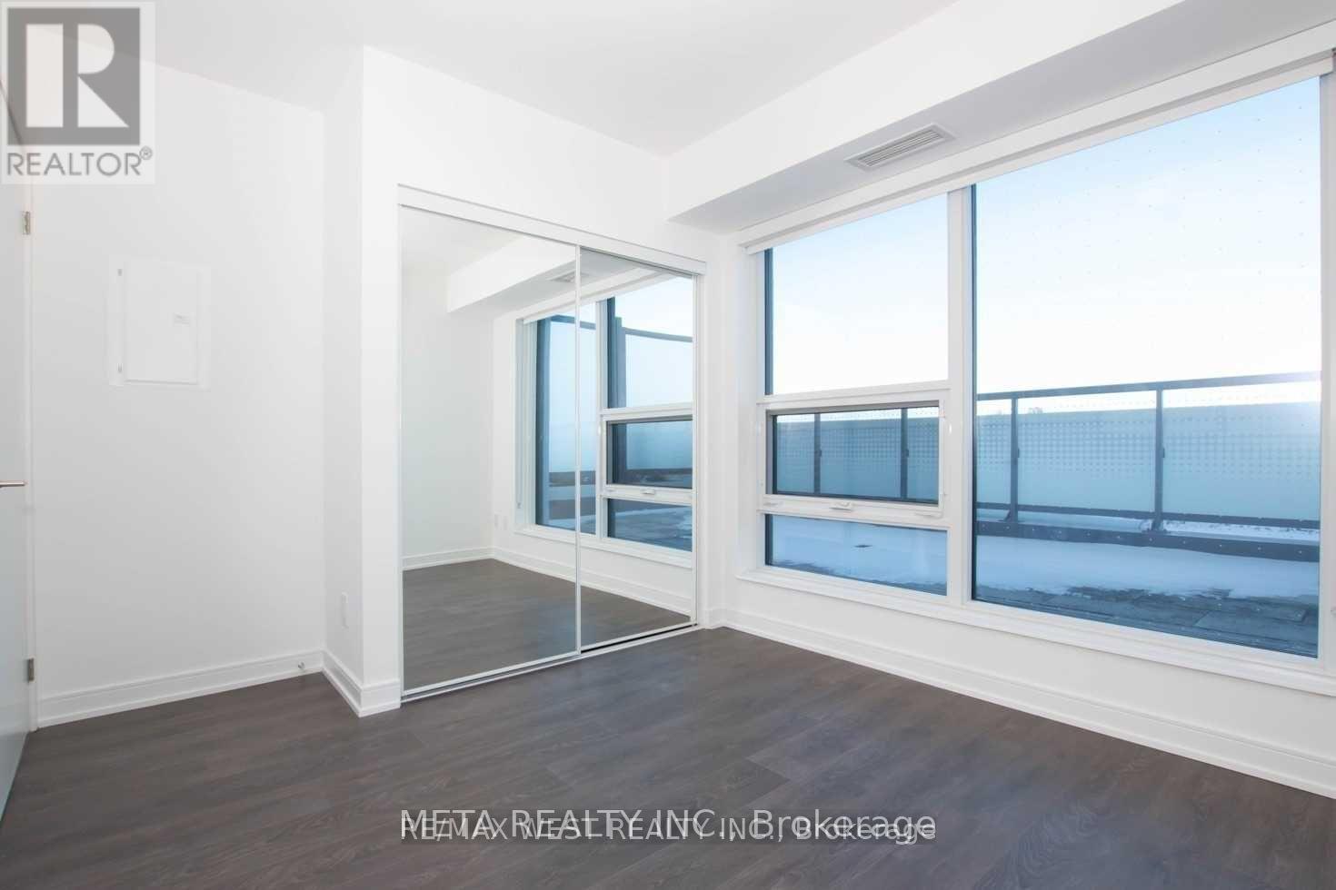 Photo 9 of 503 30 Samuel Wood Way, Toronto ON
