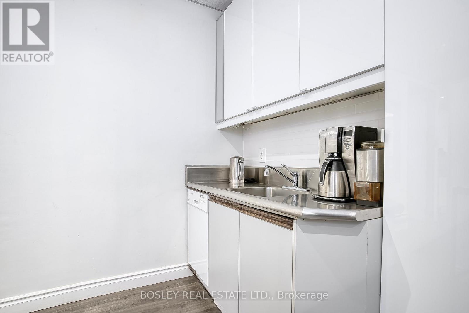 Photo 13 of 416 120 Carlton Street, Toronto ON