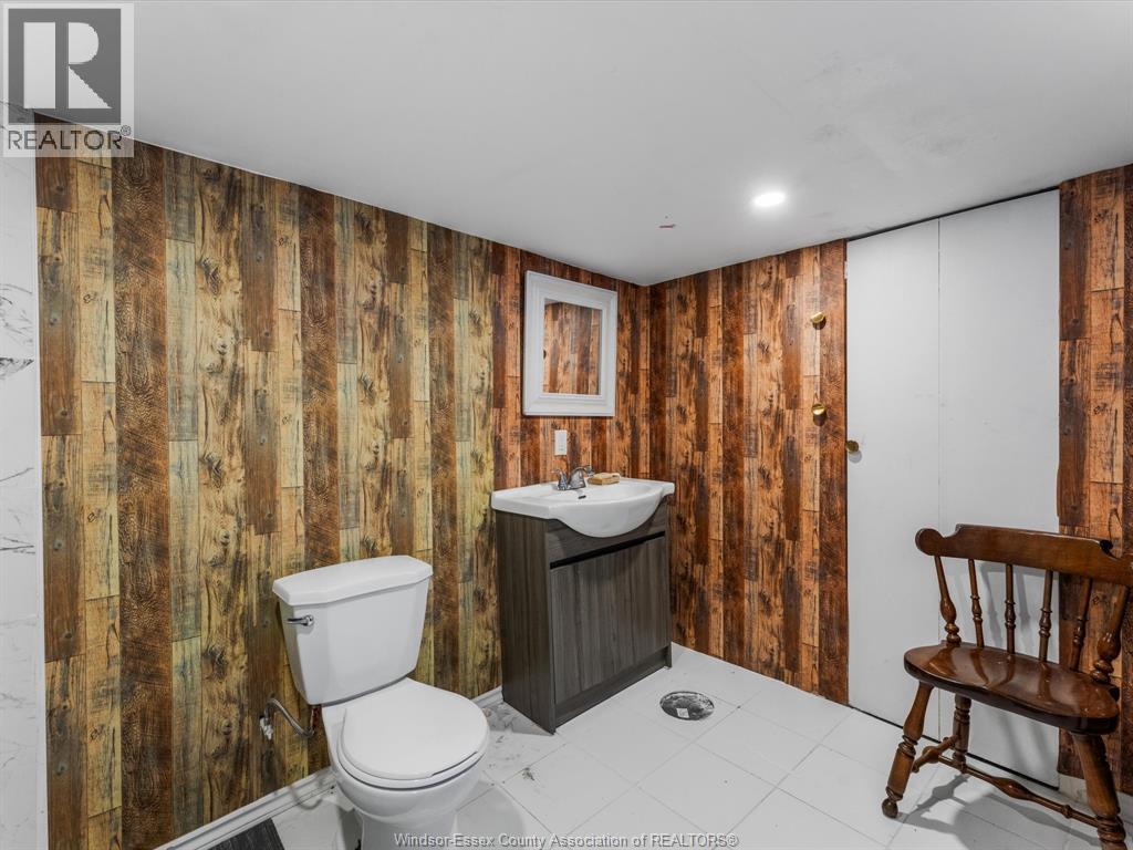 Photo 19 of 1790 Gladstone Avenue, Windsor ON