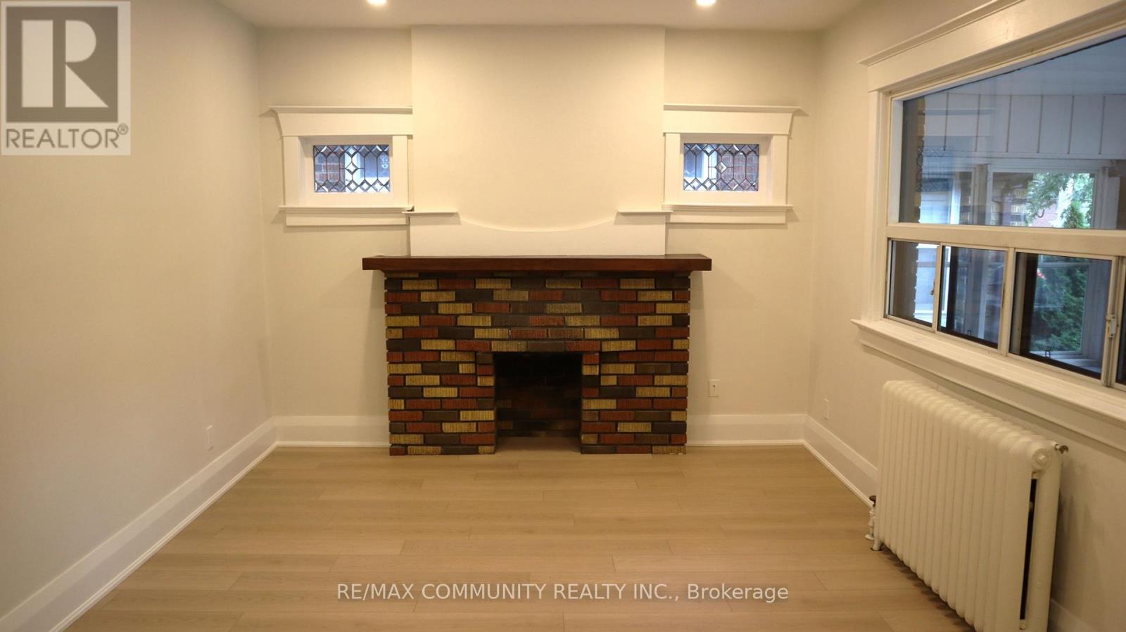 Photo 3 of Main Fl 731 Coxwell Avenue, Toronto ON