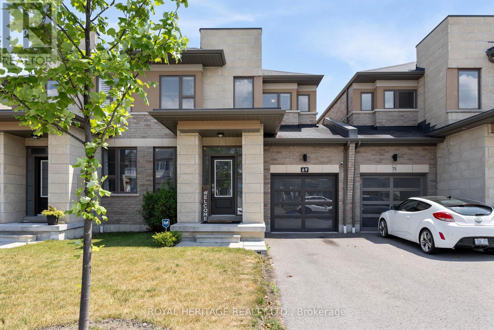 Photo 1 of 69 Barrister Avenue, Whitby ON