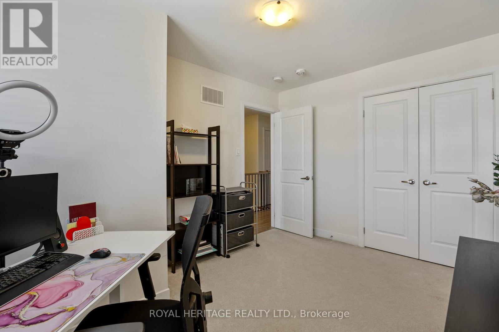 Photo 32 of 69 Barrister Avenue, Whitby ON