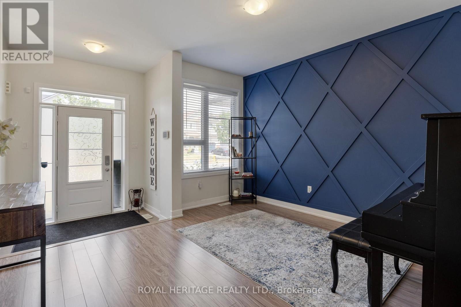 Photo 4 of 69 Barrister Avenue, Whitby ON