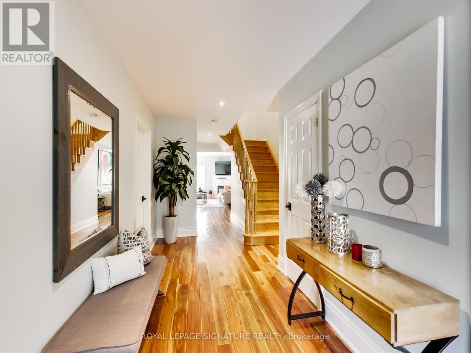 Photo 13 of 75 Monte Carlo Drive, Vaughan ON