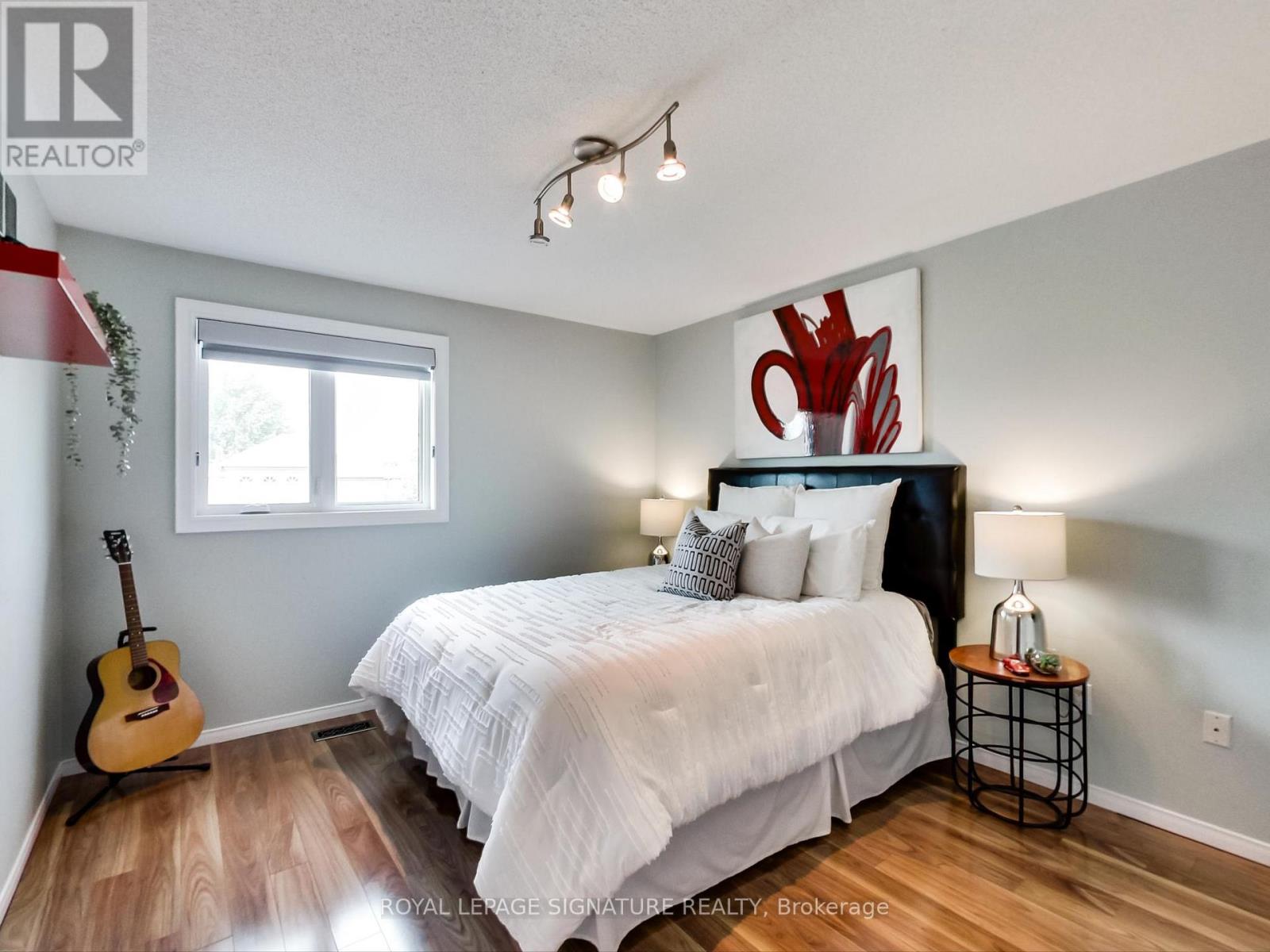Photo 27 of 75 Monte Carlo Drive, Vaughan ON
