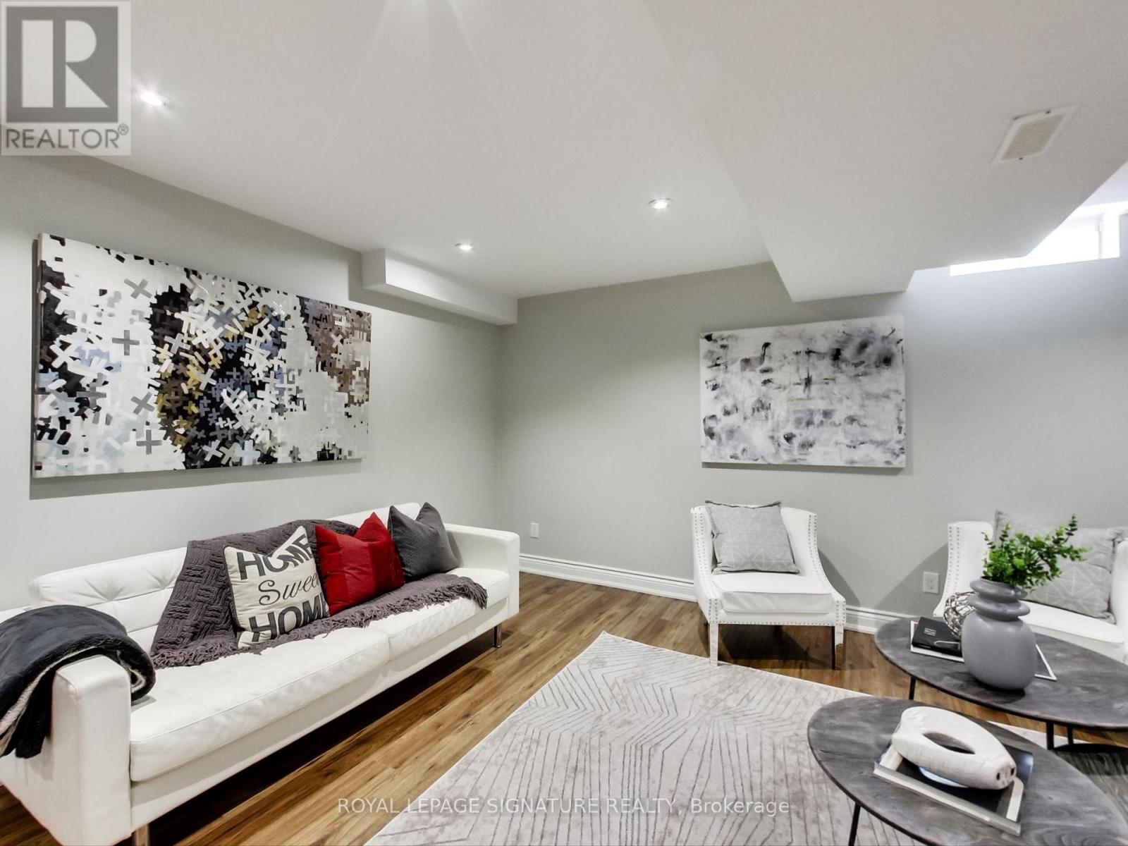 Photo 32 of 75 Monte Carlo Drive, Vaughan ON