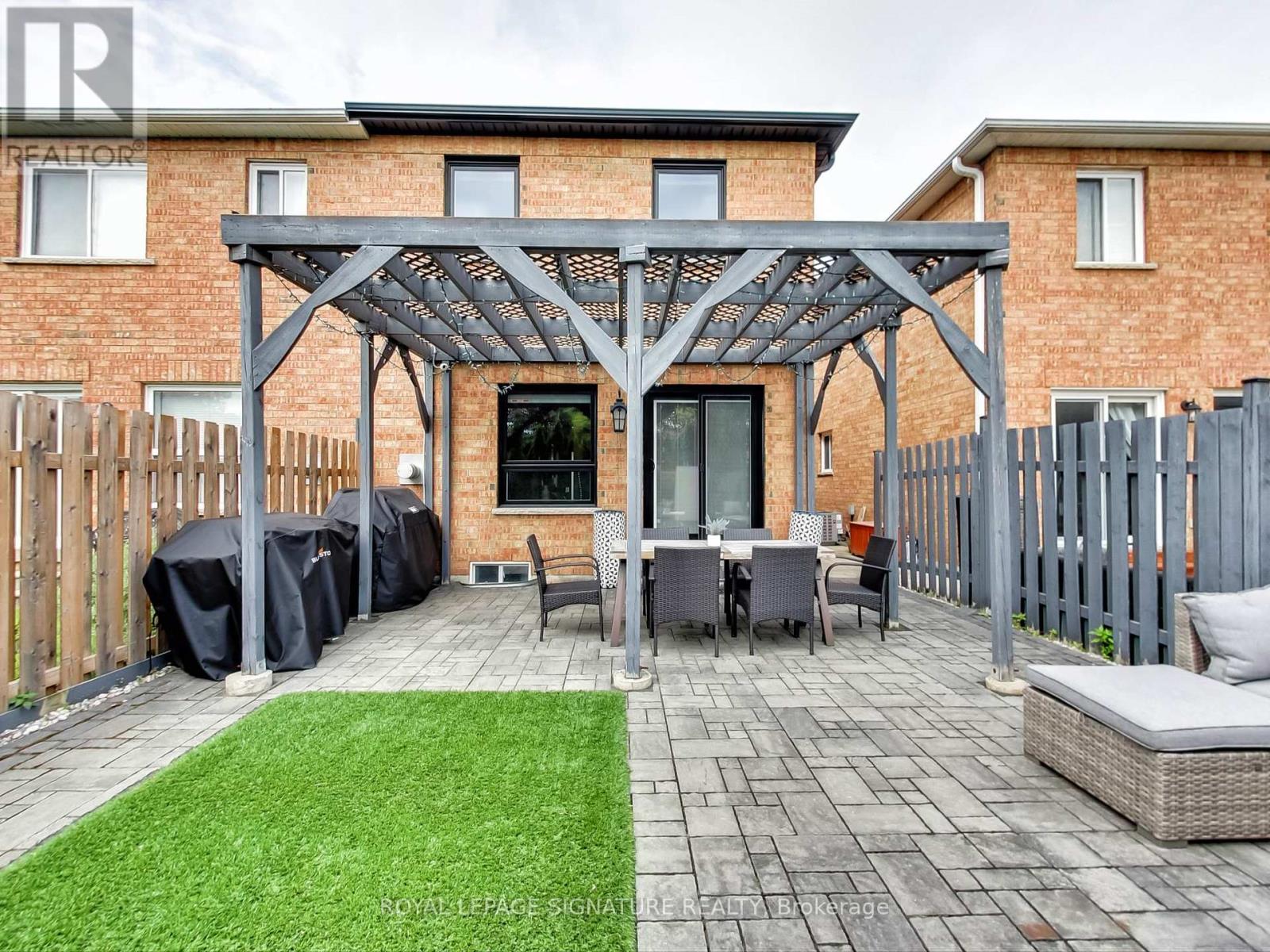 Photo 39 of 75 Monte Carlo Drive, Vaughan ON