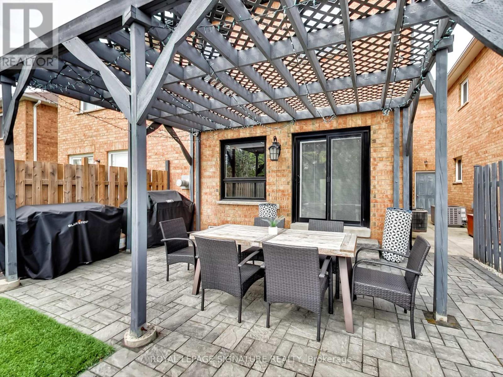 Photo 40 of 75 Monte Carlo Drive, Vaughan ON