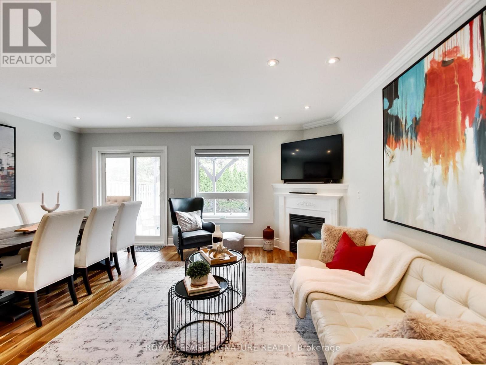 Photo 8 of 75 Monte Carlo Drive, Vaughan ON