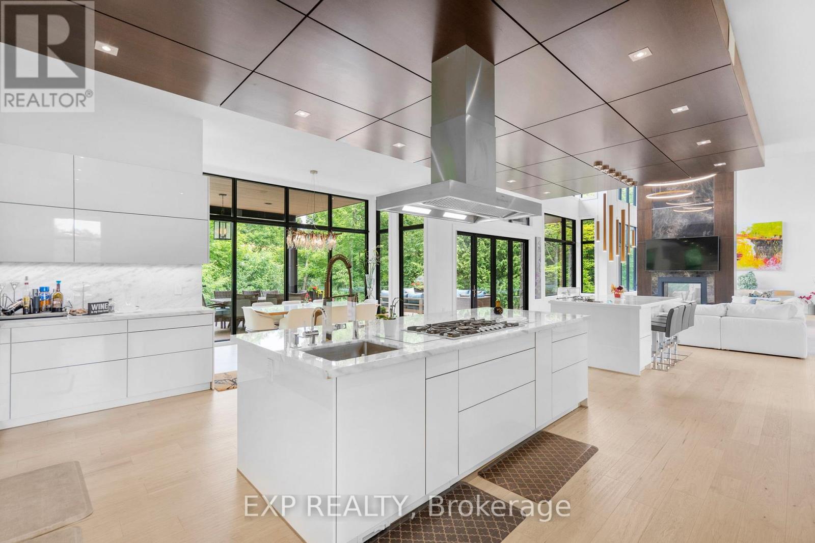 Photo 15 of 8 Cachet Parkway, Markham ON
