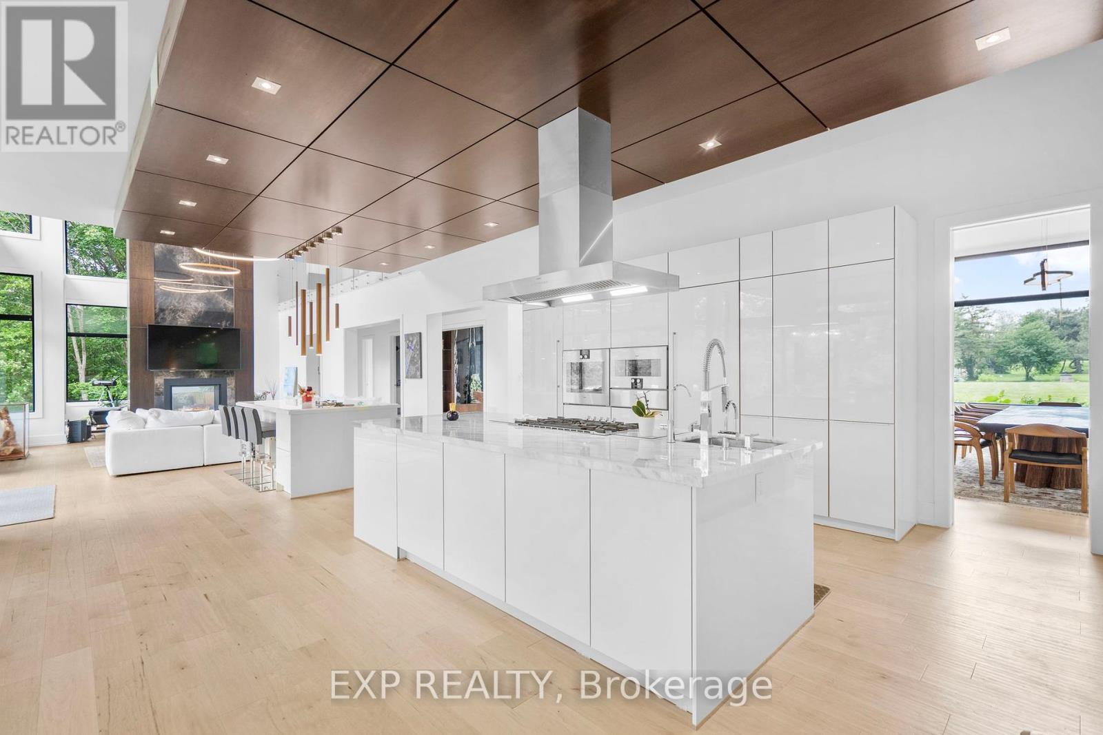 Photo 16 of 8 Cachet Parkway, Markham ON