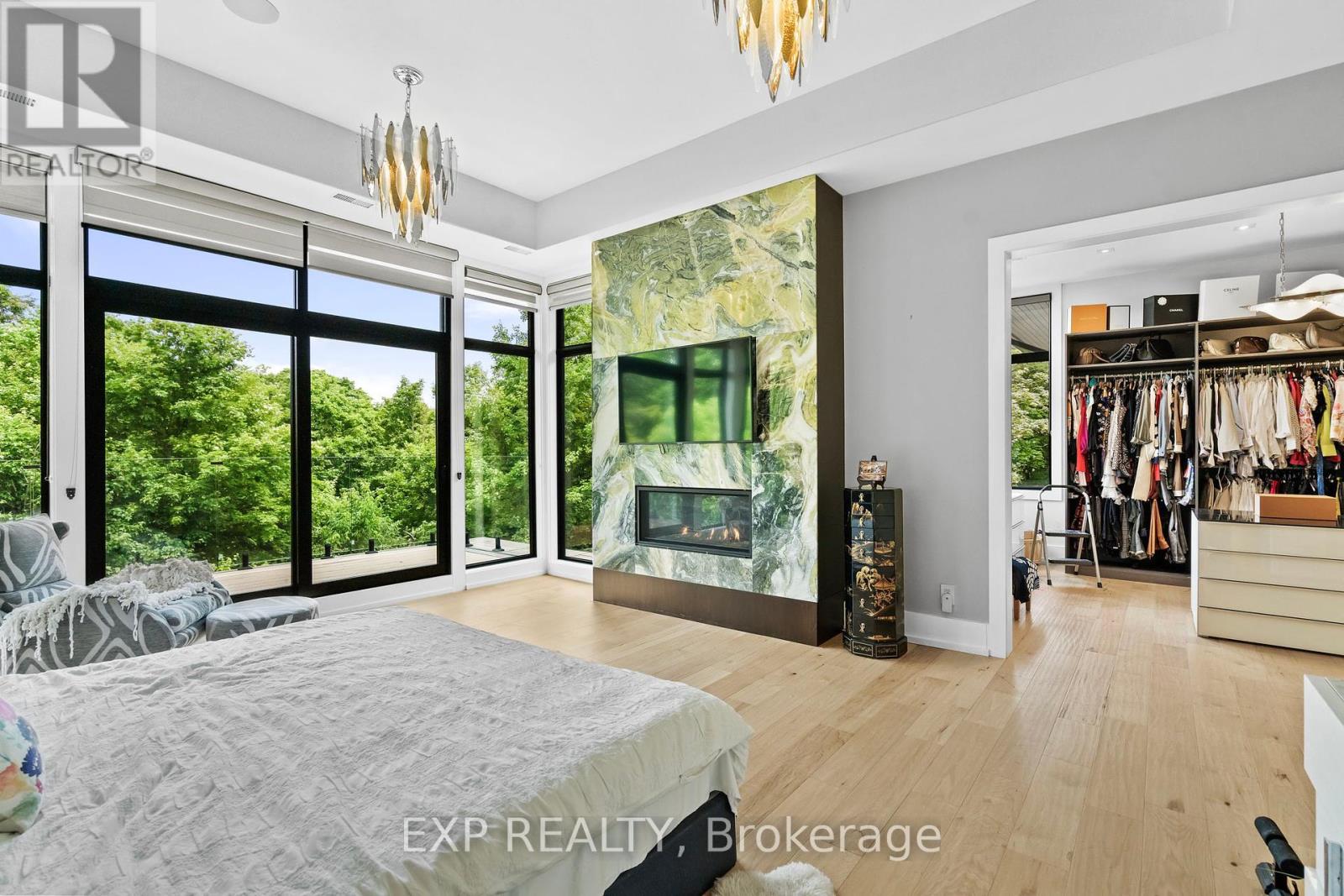 Photo 19 of 8 Cachet Parkway, Markham ON