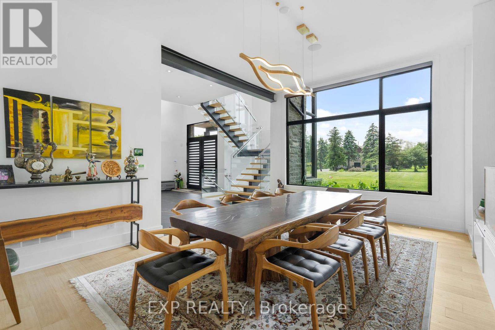 Photo 4 of 8 Cachet Parkway, Markham ON
