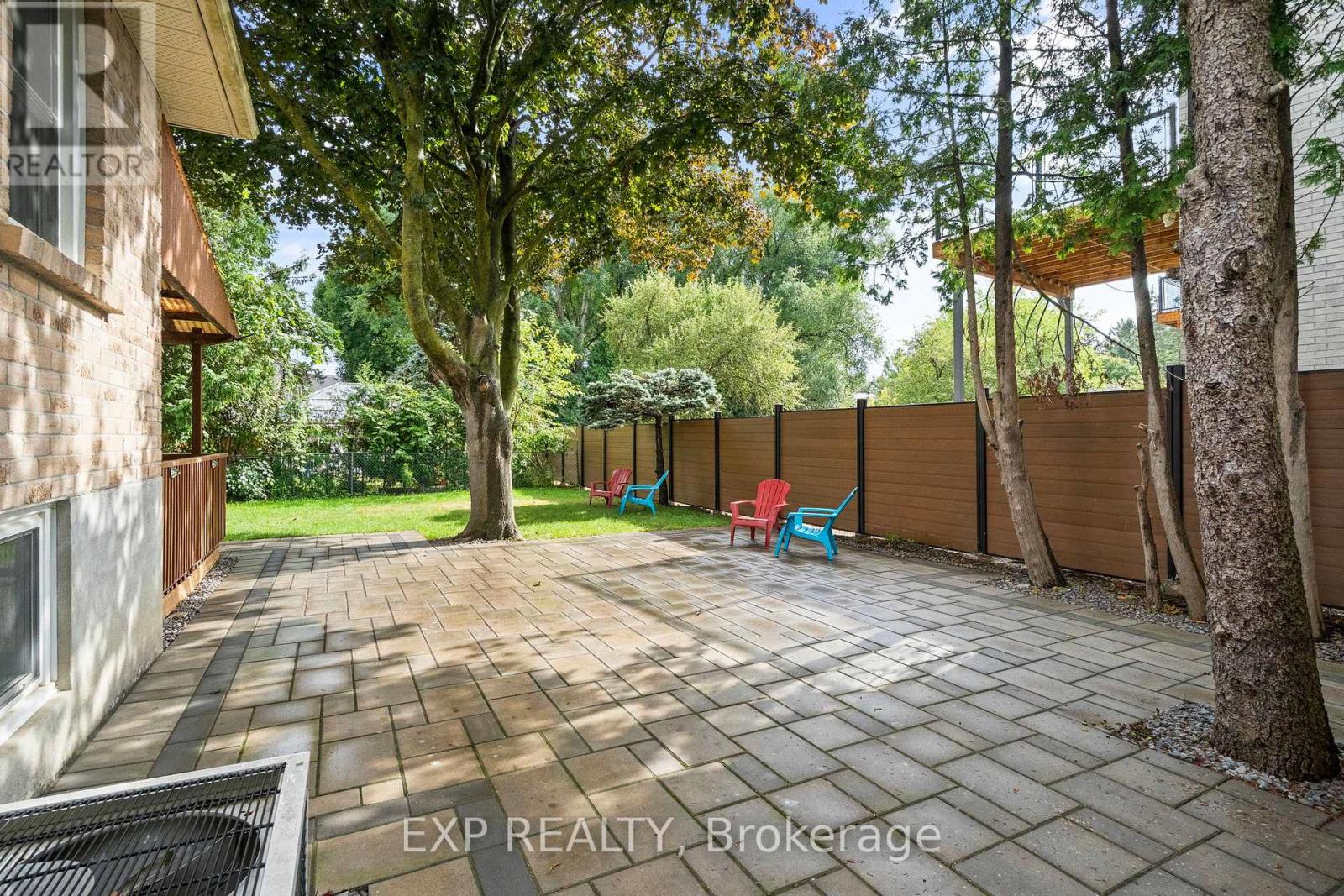 Photo 30 of 16 Milne Lane, Markham ON