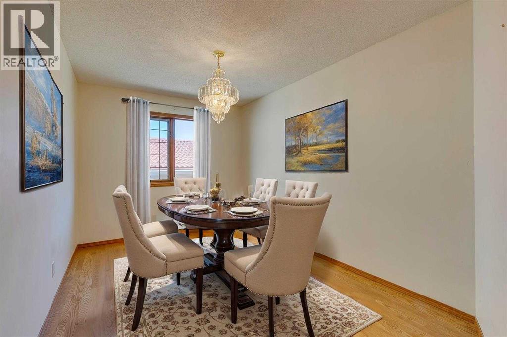 Photo 12 of 164 Edgebrook Rise Nw, Calgary AB