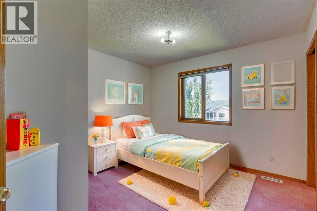 Photo 28 of 164 Edgebrook Rise Nw, Calgary AB
