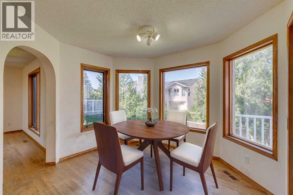 Photo 8 of 164 Edgebrook Rise Nw, Calgary AB